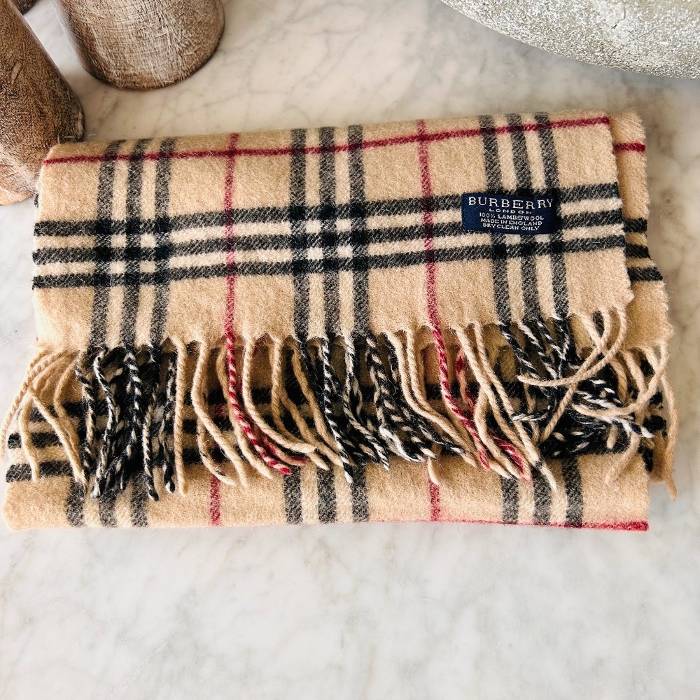 ✨ Burberry Vintage Check Scarf – Camel 100% Lambswool – Made in England ✨